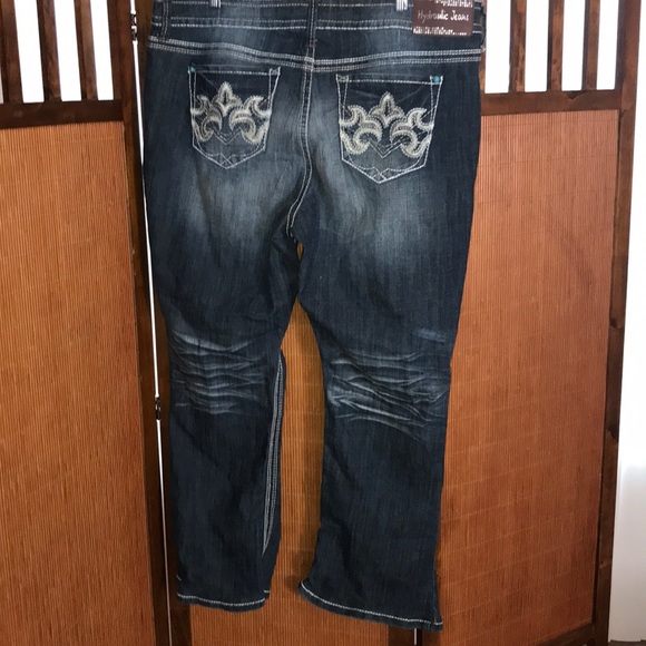Hydraulic Jeans 22W